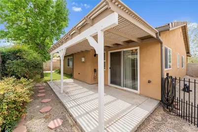 45334 Stadium, Lancaster, CA 93535 - Photo 32