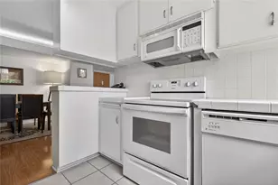 5429 Newcastle, Encino, CA 91316 - Photo 12