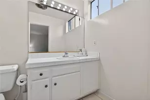 5429 Newcastle, Encino, CA 91316 - Photo 20