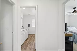 27471 Poppy Ct, Saugus, CA 91350 - Photo 24