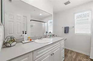 27471 Poppy Ct, Saugus, CA 91350 - Photo 26