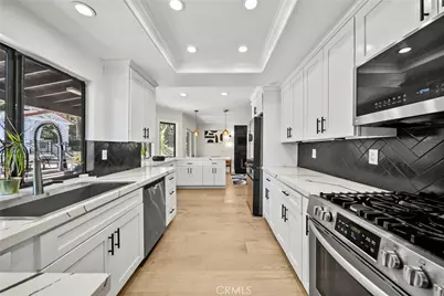 23684 Strathern, West Hills, CA 91304 - Photo 8