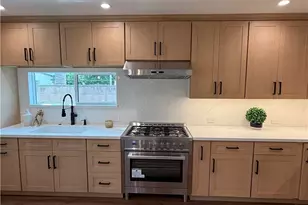 6902 Lasaine Ave, Lake Balboa, CA 91406 - Photo 12