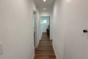 6902 Lasaine Ave, Lake Balboa, CA 91406 - Photo 18