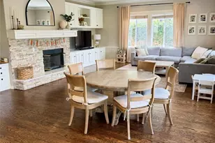 24217 English Rose, Valencia, CA 91354 - Photo 2