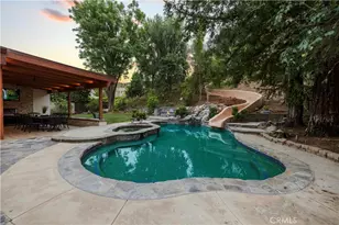 24923 Highspring, Newhall, CA 91321 - Photo 50