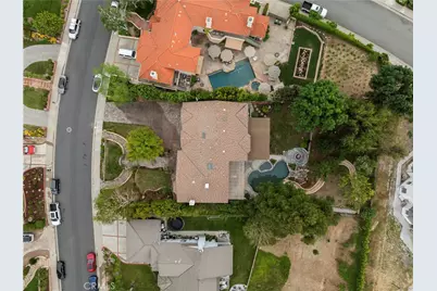 24923 Highspring, Newhall, CA 91321 - Photo 52