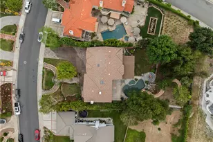 24923 Highspring, Newhall, CA 91321 - Photo 52