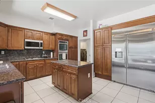 9734 Kentland, Chatsworth, CA 91311 - Photo 16