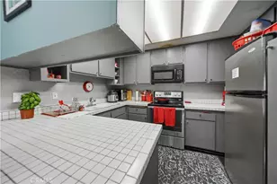 18316 Hatteras Street, Tarzana, CA 91356 - Photo 8