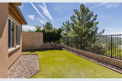19122 Graham, Saugus, CA 91350 - Photo 16
