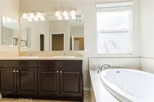 19122 Graham, Saugus, CA 91350 - Photo 56