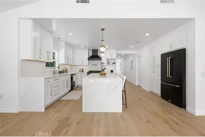 17420 Collins Street, Encino, CA 91316 - Photo 12