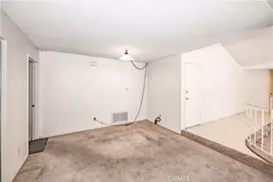 27440 Annette Jo Cir, Saugus, CA 91350 - Photo 10
