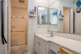 27440 Annette Jo Cir, Saugus, CA 91350 - Photo 18