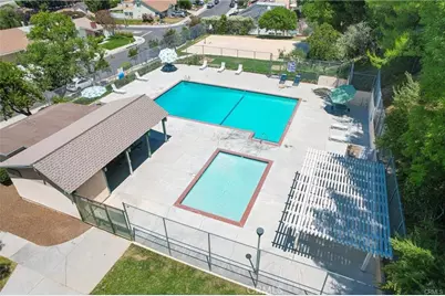 27440 Annette Jo Circle, Saugus, CA 91350 - Photo 28