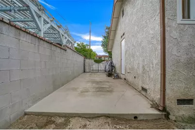 11519 Orcas Avenue, Sylmar, CA 91342 - Photo 24
