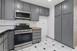 6121 Shoup, Woodland Hills, CA 91367 - Photo 16