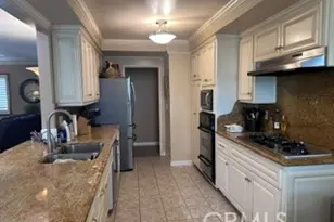 20326 Devonshire St, Chatsworth, CA 91311 - Photo 6