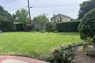20326 Devonshire St, Chatsworth, CA 91311 - Photo 14