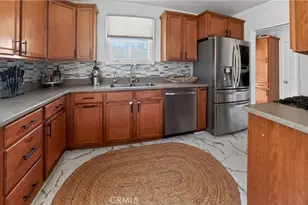 924 Irving Dr, Burbank, CA 91504 - Photo 12