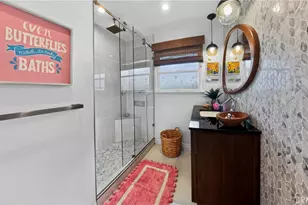 924 Irving Dr, Burbank, CA 91504 - Photo 16
