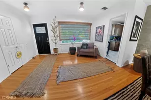 924 Irving Dr, Burbank, CA 91504 - Photo 14