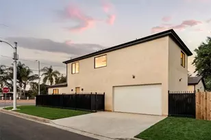 17852 Saticoy St, Reseda, CA 91335 - Photo 2