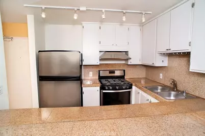 1940 N Highland, Los Angeles, CA 90068 - Photo 8