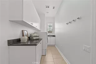 23753 Maple Leaf Ct, Valencia, CA 91354 - Photo 42
