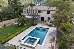 25941 Verandah Ct, Stevenson Ranch, CA 91381 - Photo 4