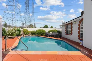 11337 Hayvenhurst, Granada Hills, CA 91344 - Photo 56