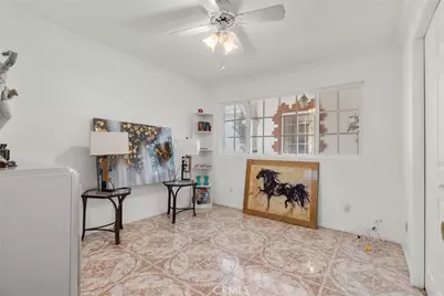 11337 Hayvenhurst, Granada Hills, CA 91344 - Photo 32