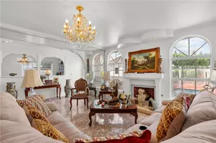 11337 Hayvenhurst, Granada Hills, CA 91344 - Photo 18