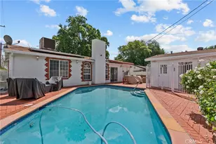11337 Hayvenhurst, Granada Hills, CA 91344 - Photo 54