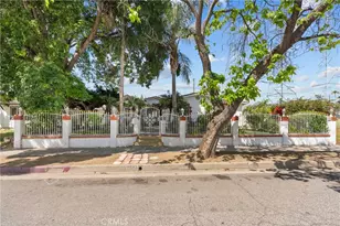 11337 Hayvenhurst, Granada Hills, CA 91344 - Photo 4