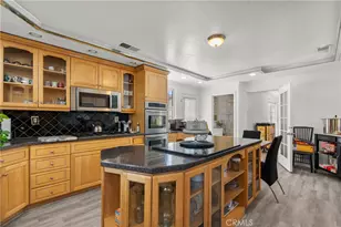 11337 Hayvenhurst, Granada Hills, CA 91344 - Photo 26