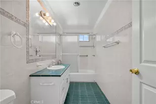 11337 Hayvenhurst, Granada Hills, CA 91344 - Photo 34