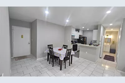 17900 Sherman Way #226, Reseda, CA 91335 - Photo 8