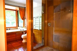 15511 Woodcrest Dr, Sherman Oaks, CA 91403 - Photo 22