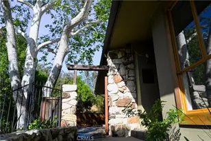 15511 Woodcrest Dr, Sherman Oaks, CA 91403 - Photo 6