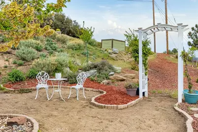 24921 Sunset Way, Tehachapi, CA 93561 - Photo 56
