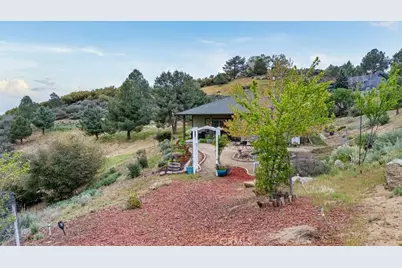 24921 Sunset Way, Tehachapi, CA 93561 - Photo 38