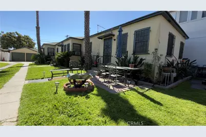 1352 W 60th, Los Angeles, CA 90044 - Photo 32