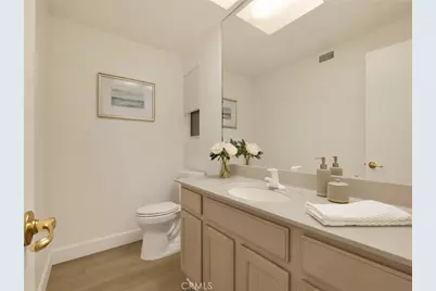 22649 Town Crier Road, Calabasas, CA 91302 - Photo 18