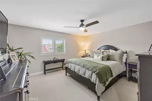 28137 Oaklar Dr, Saugus, CA 91350 - Photo 24
