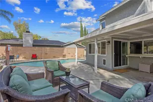 28137 Oaklar Dr, Saugus, CA 91350 - Photo 42