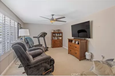 28137 Oaklar Drive, Saugus, CA 91350 - Photo 26
