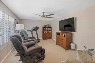 28137 Oaklar Dr, Saugus, CA 91350 - Photo 26