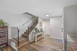 28137 Oaklar Dr, Saugus, CA 91350 - Photo 18
